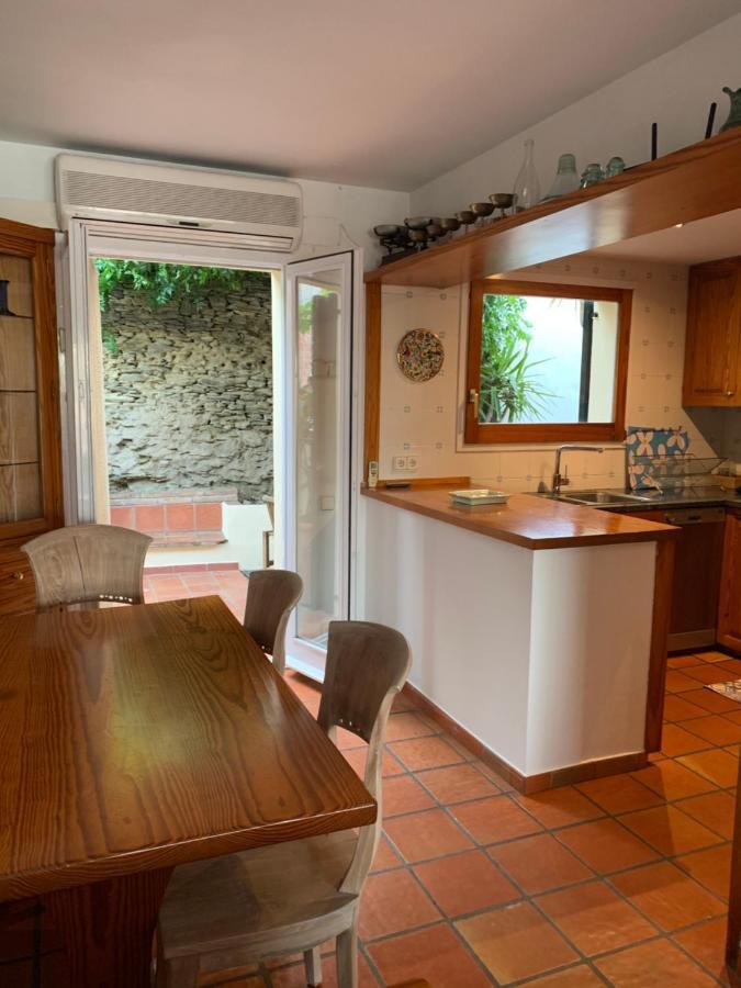 Can Ramon Casa Con Garaje Cadaqués Eksteriør billede